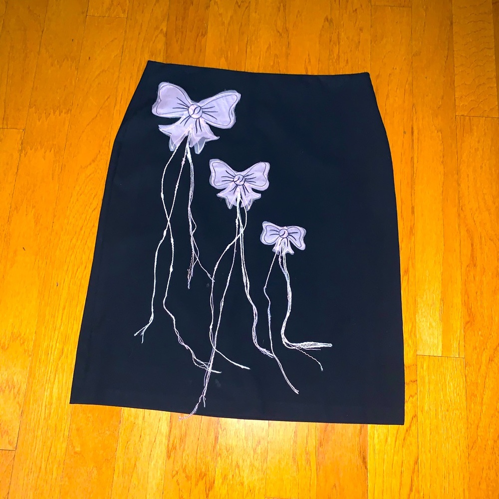 Karen Kane Vintage 90’s Knee Length Pencil Shirt